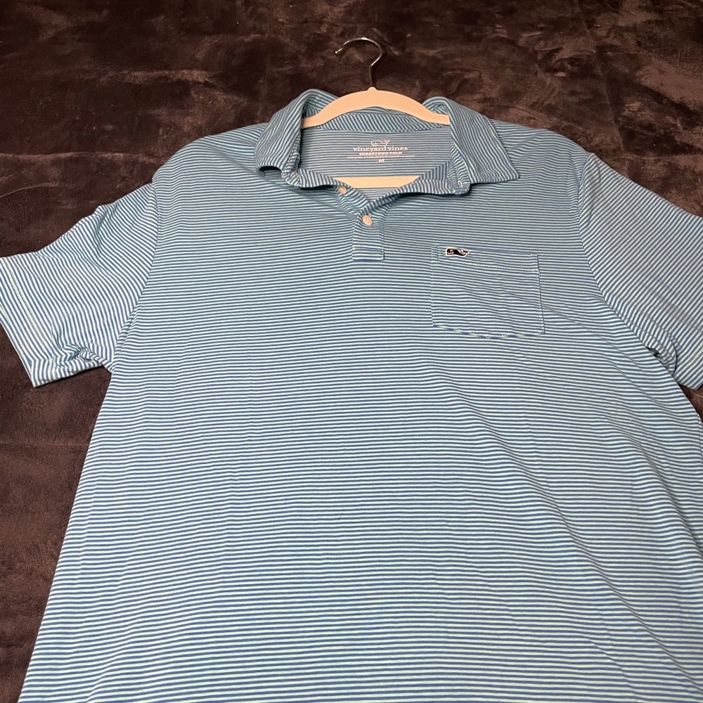Stripped vineyard vines polo!!